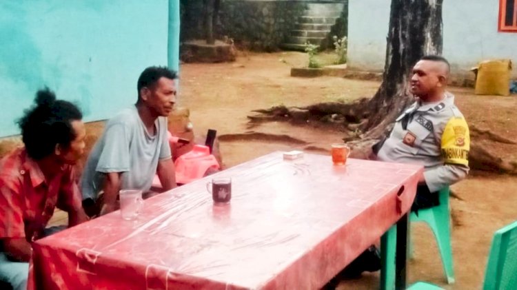 Sambang Humanis di Mokantarak, AIPDA Michael S. Sareng Bangun Kesadaran Lawan Hoaks dan TPPO