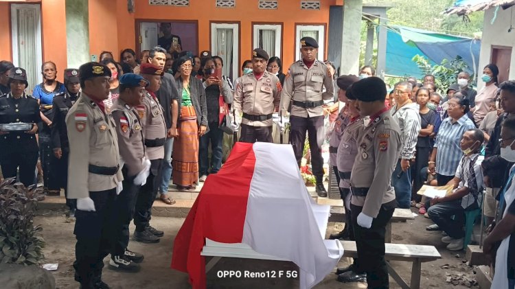 Jejak Pengabdian Tak Pernah Usai, Suasana Haru dan Penuh Penghormatan Menyelimuti Pemakaman Almarhum Ipda (Purn.) I Wayan Kurnayasa