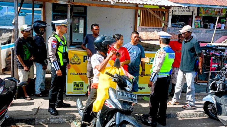 Membangun Budaya Tertib Berlalu Lintas Melalui Kehadiran Humanis Satlantas Polres Flores Timur