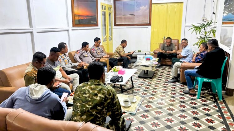 Bertemu Bupati dan Forkopimda, Kapolres Flores Timur AKBP Gede Putra Yase Bahas Langkah Rekonsiliasi Adonara Timur