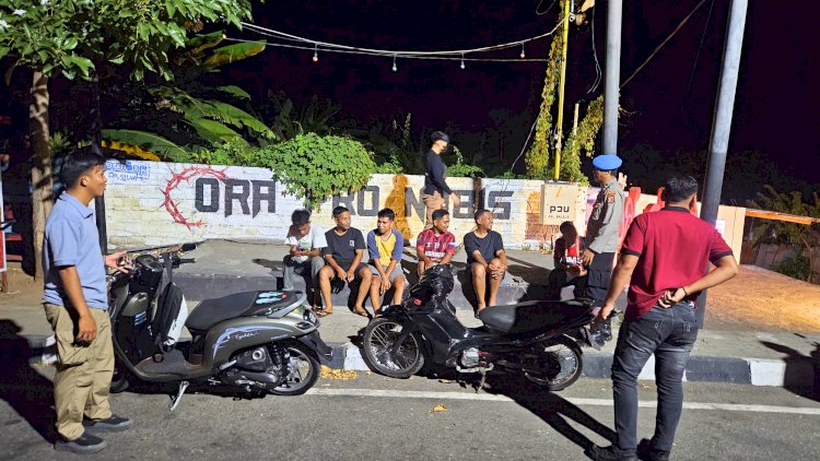 Jaga Situasi Tetap Kondusif, Polres Flores Timur Laksanakan Patroli Hingga Larut Malam