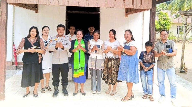 Kapolsek Adonara Barat Sambangi Jemaat GMIT Eklesia Waiwadan Lewat Minggu Kasih