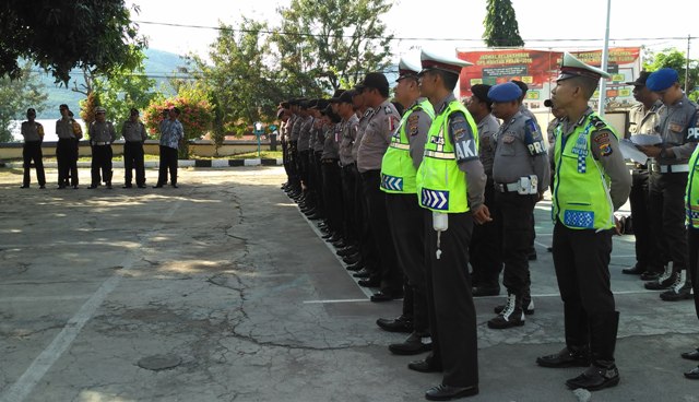 POLRES FLOTIM MELAKSANAKAN APEL SIAGA PAM KAMPANYE