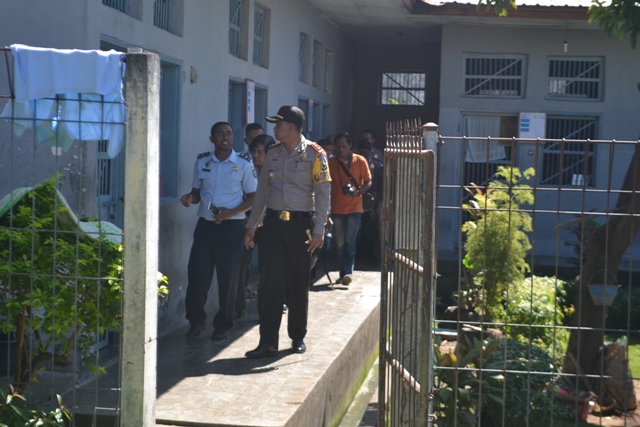 Ops Bina Kusuma Turangga 2017 Polres Flotim Memberikan Ceramah Tentang Kamtibmas Dan Narkoba Kepada Napi Di Rutan Larantuka.