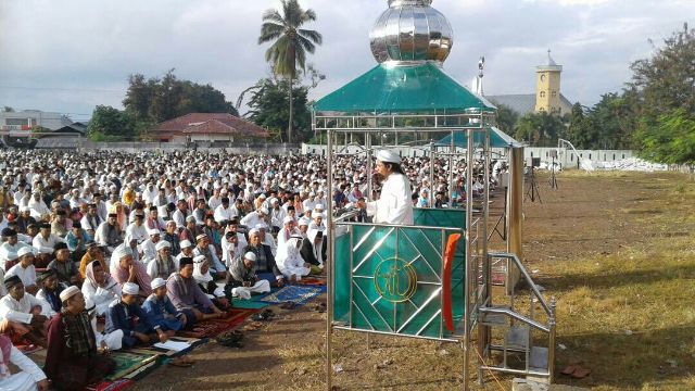 Jajaran Polres Flotim Laksanakan Pam Sholat Idul Fitri 1438 H Berjalan Aman Dan Kondusif.