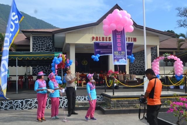 Bhayangkari Cabang Flotim Laksanakan Apel Pembukaan Giat Perlombaan dalam rangka HKGB Ke - 65 Tahun 2017