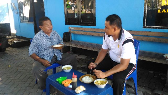 Kapolres Flotim Giat Pos Kopi Manis Bersama Tokoh Masyarakat asal Solor Bahas Tentang Isu Radikalisme dan Jelang Pilgub 2018