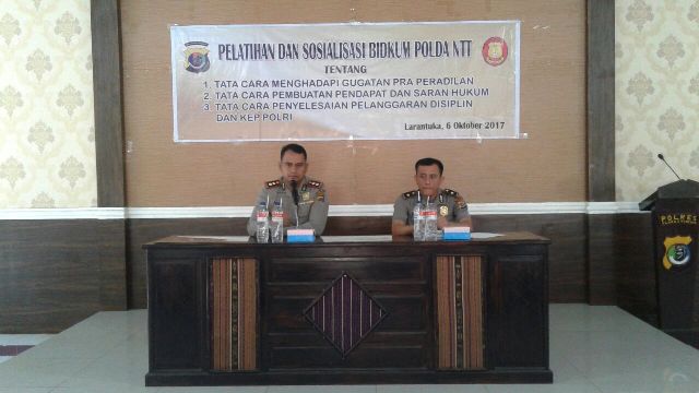 Pelatihan dan Sosialisasi Oleh Bidkum Polda NTT di Aula Polres Flotim