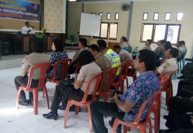 Hari Kamis Rutinitas Personil Polres Flotim Giat Binrohtal ( POS JIWA ) Dalam rangka Tingkatkan Ketaqwaan