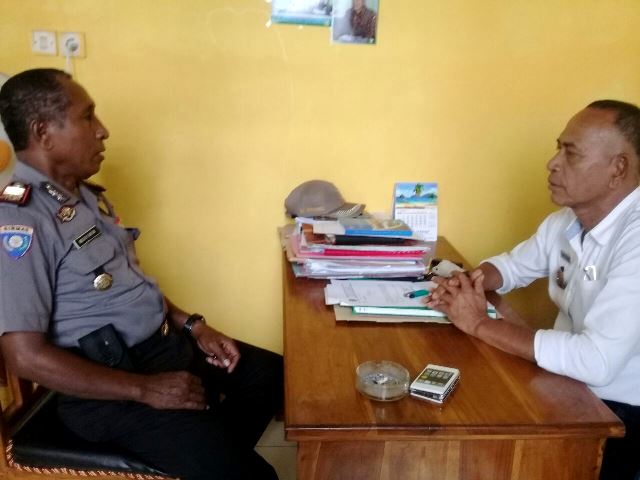 Pos Kopi Manis, Kasat Binmas Polres Flotim Silaturahmi ke Lurah Amagarapati