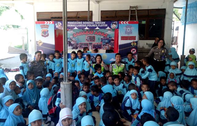 Dikyasa Sat Lantas Polres Flotim, Laksanakan Giat Polsanak di TK  Al Mujahidin Batuata