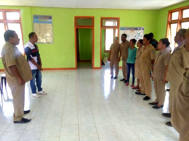 Jelang Pilgub Ntt, Kanit Intelkam Polsek Wulanggitang Laksanakan Penggalangan Terhadap Aparat Desa Boru Kedang Terkait Sitkamtibmas Menjelang Pilgub NTT 2018 di Kab. Flotim