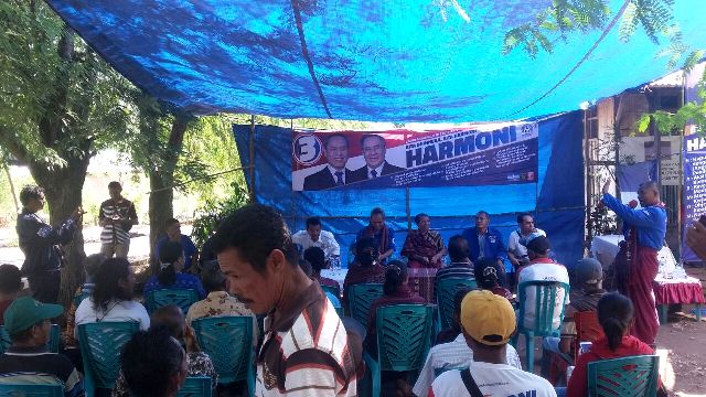 Personil Polres Flotim Bersama Polsek Solor Melaksanakan Giat Pengamanan Kampanye Paslon Gubernur dan Wakil Gubernur NTT Periode 2018/2023 dari Paket Harmoni di Zona IV Wilayah Kabupaten Flotim