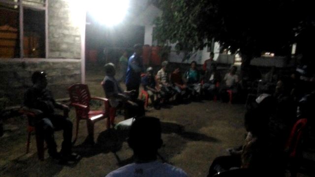 Jelang Pilkada NTT Tahun 2018, Kapolsek Adobar Pimpin Pengamanan Calon Gubernur NTT Benny K. Harman Giat Kampanye Dialogis Secara Blusukan