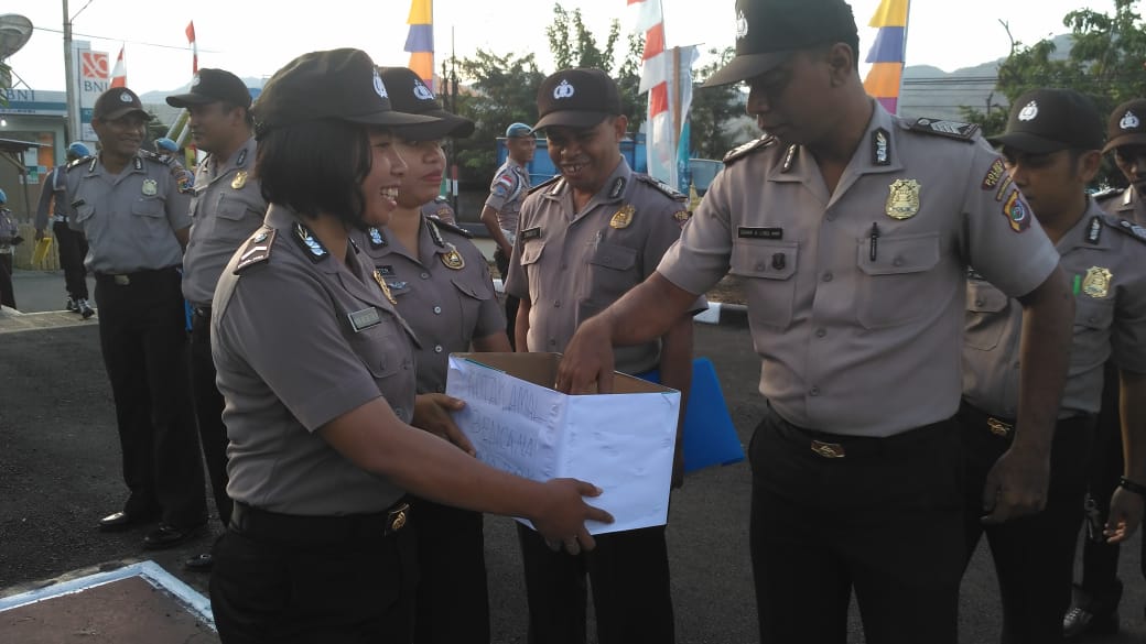 Pasca Gempa Lombok, Polres Flotim Peduli Korban Gempa Bumi Di Lombok – Nusa Tenggara Barat