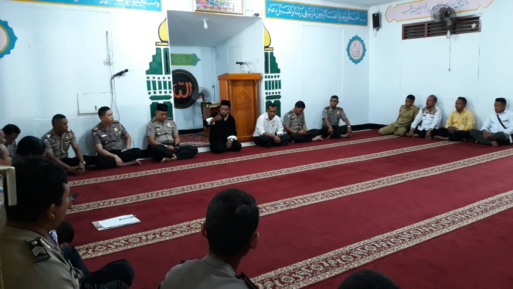 Dalam rangka HUT Kemerdekaan RI Ke 73, Polri bersama Instansi Terkait Beragama Islam Tingkatkan Keimanan dan Ketaqwaan Dengan Laksanakan Giat Binrohtal