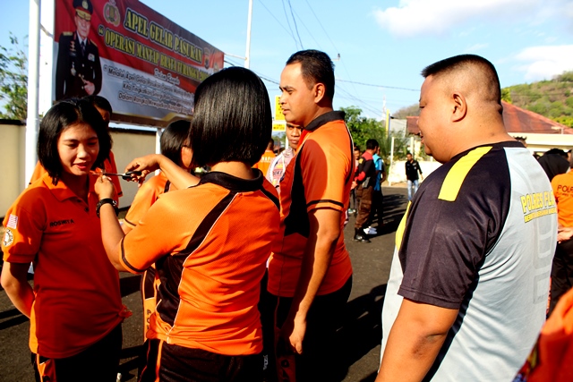 Polres Flotim, Masih Dalam Rangka Bulan Disiplin Propam Lakukan Opsgaktibplin Anggota