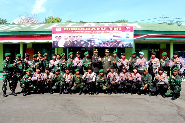 Kapolres Flotim Hadiri Upacara Hut Tni Ke-73 di Makodim 1624/Flotim