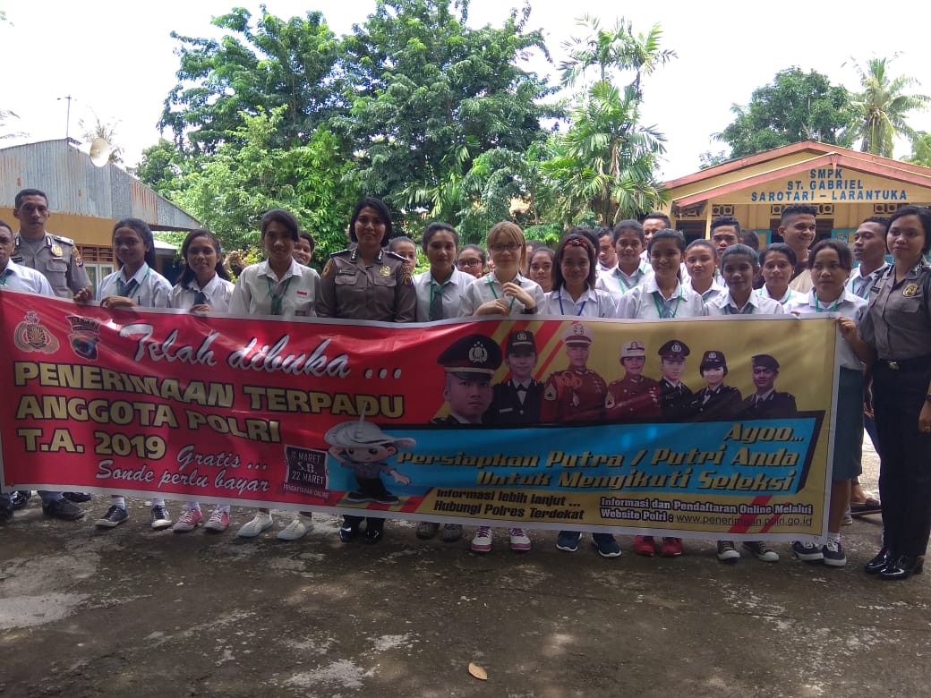 Bag Sumda Polres Flotim, Gelar Sosialisasi Penerimaan Anggota Polri secara Terpadu TA. 2019 di Sekolah – Sekolah Tingkat SMA