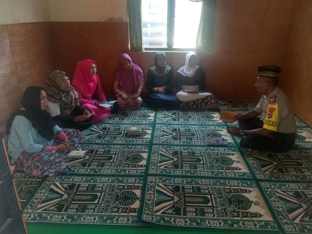 PENGURUS BHAYANGKARI CABANG FLOTIM MELAKSANAKAN GIAT BIMBINGAN ROHANI DAN MENTAL SESUAI AGAMA MASING – MASING