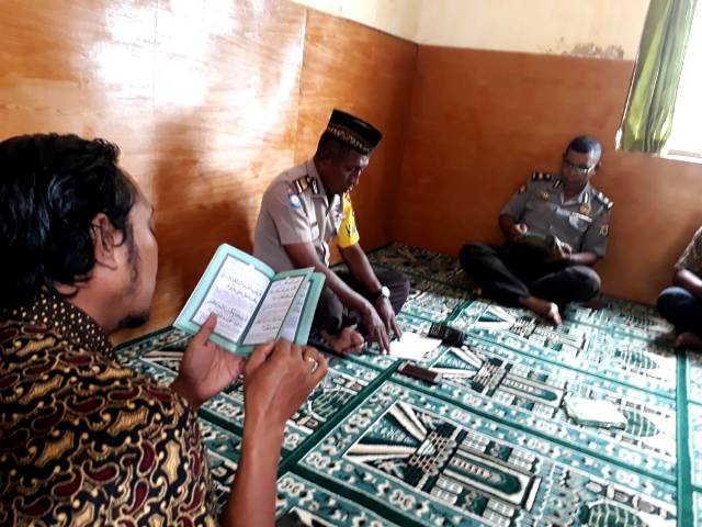 Polres Flotim Laksanakan Binrohtal Tingkatkan Iman dan Taqwa