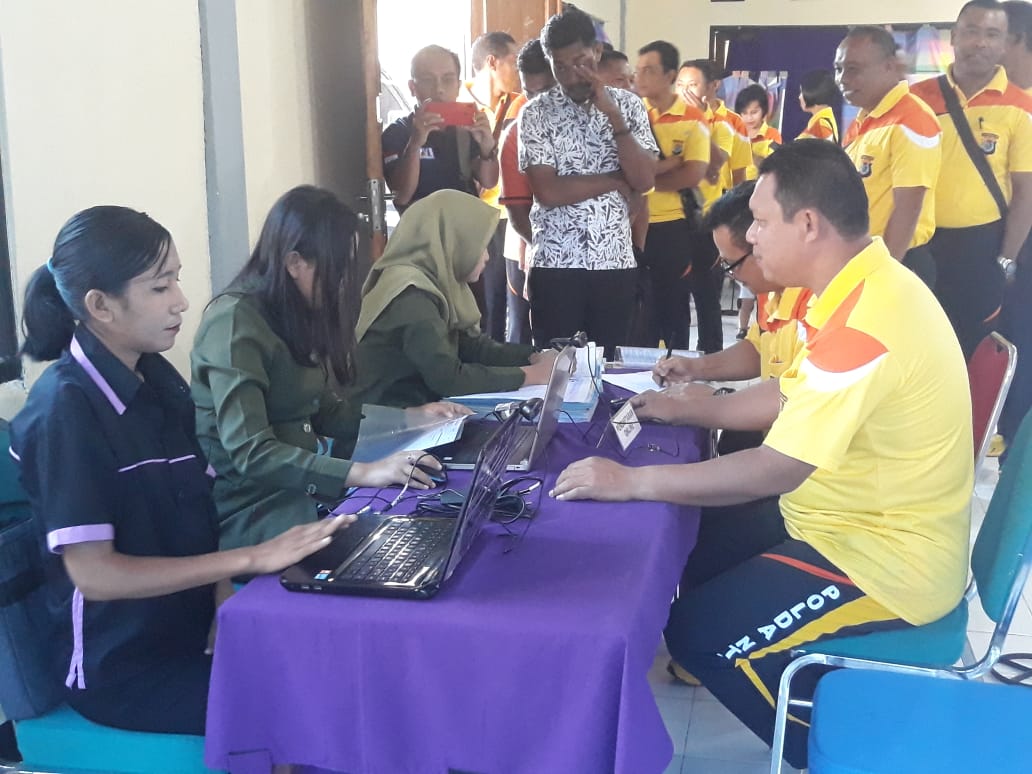 TIM BIDDOKKES POLDA NTT LAKSANAKAN RIKKES BERKALA T.A  2019 KEPADA  ANGGOTA DAN PNS POLRES FLOTIM, GUNA DATEKSI DINI TERHADAP PENYAKIT KRONIS