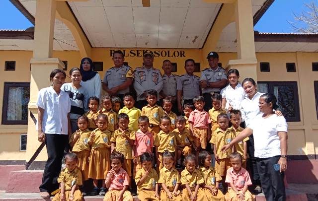 Polisi Sahabat Anak, Polsek Solor Terima Kunjungan Anak TKK Negeri I Solor Timur