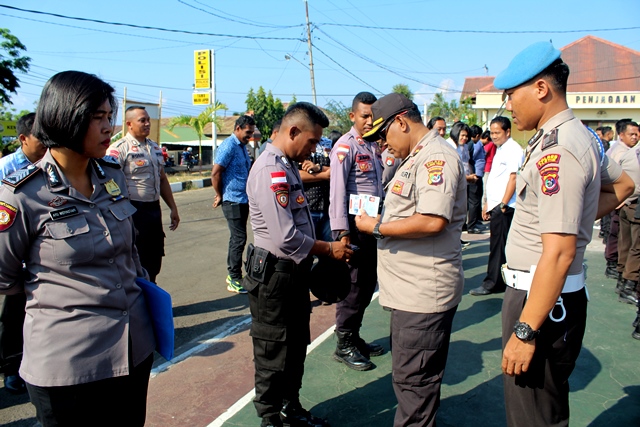 Sidak, Propam Periksa sikap tampang dan Kelengkapan Anggota