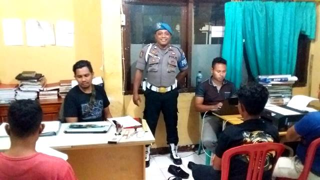 Pastikan kehadiran personil, propam polres flotim lakukan sidak