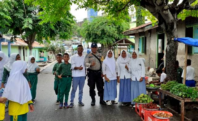 Pendekatan Secara Individu, Ini Cara Yang Dilakukan Bripka Yulianus Irwan Domal