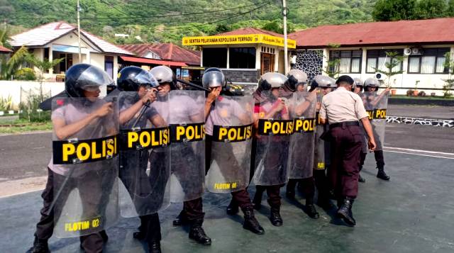 Asah Kemampuan, Sat Sabhara Polres Flotim Latihan Dalmas